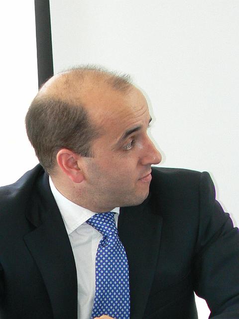 P1070075